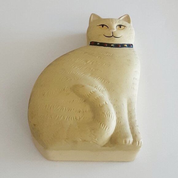 Vintage Cat Figurine Ceramin Trinket Dish "Crowning Touch". Japan - Picture 2 of 4